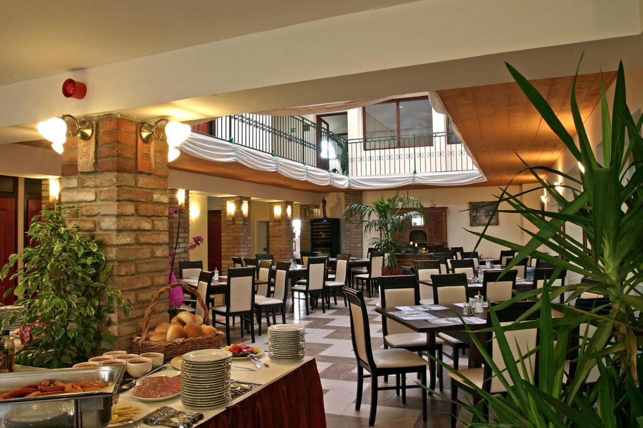 Polgar Panzio Bed & Breakfast Villany Exterior photo